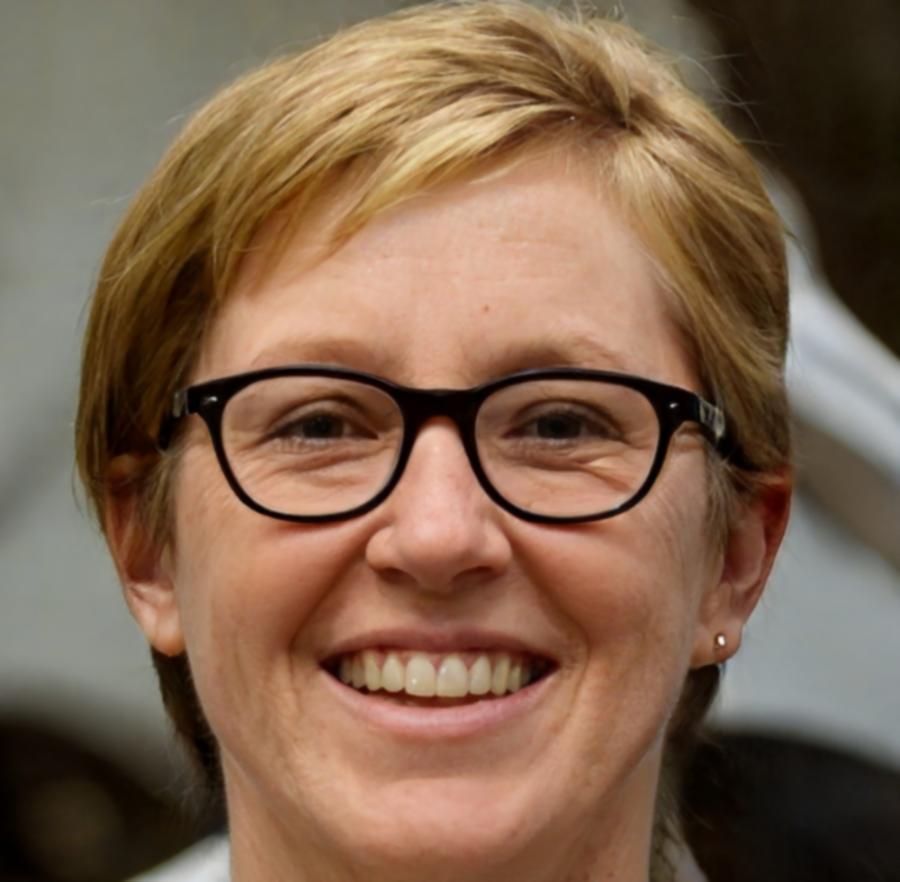 Profesora compartiendo métodos de estudio